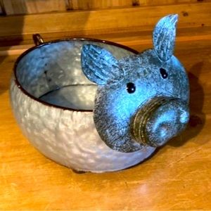NWT The Spring Shop Silver Galvanized Metal Pig Planter